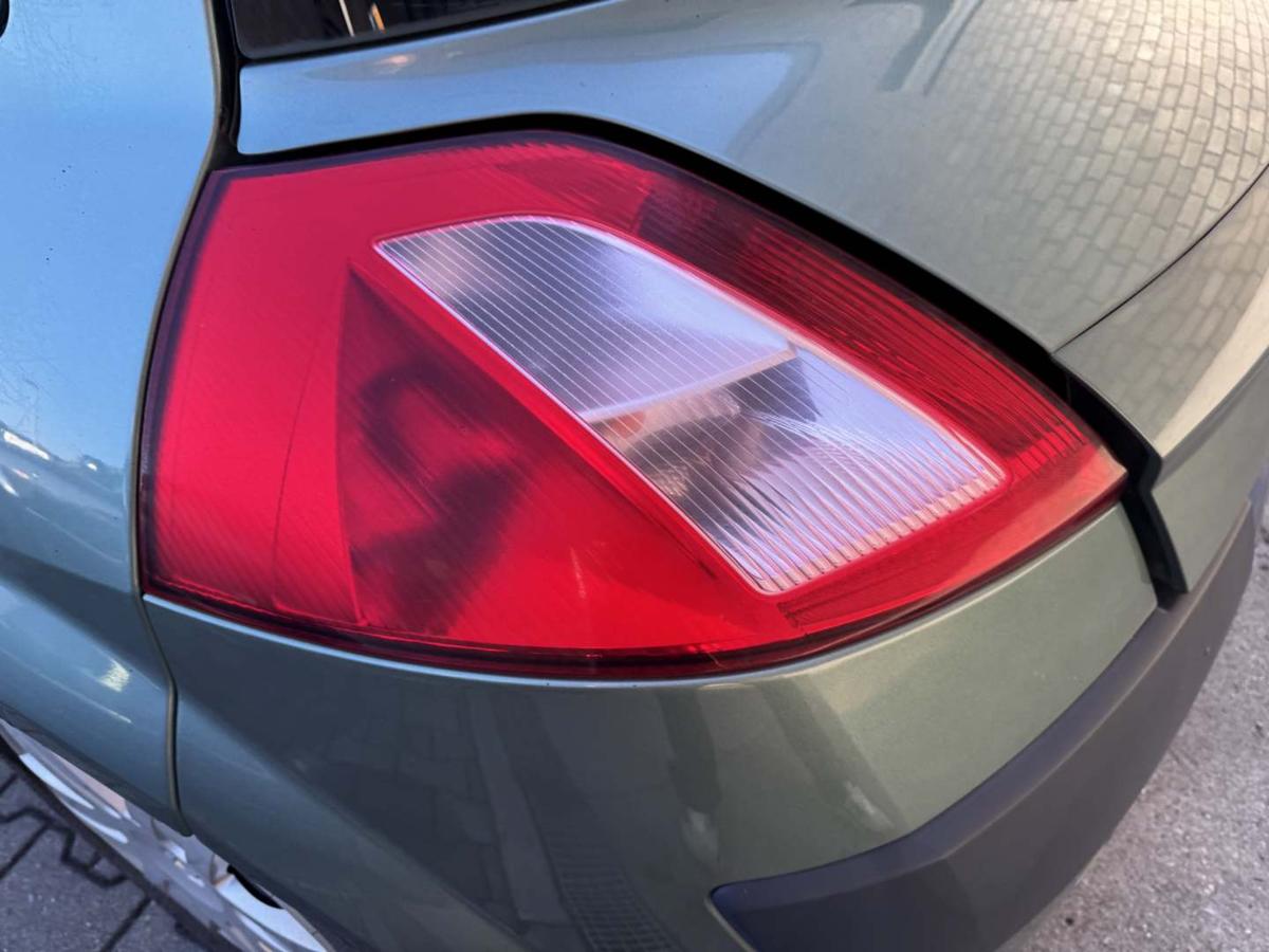 Renault Megane 2 original R&uuml;cklicht R&uuml;ckleuchte Schlussleuchte links 3-T&uuml;rer Bj.2005